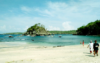 Crystal Bay Beach Penida Bali Trip